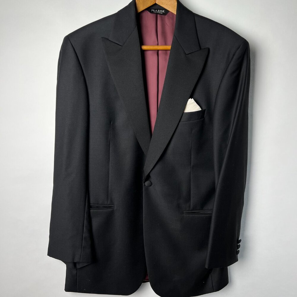 Jos A Bank Tuxedo Jacket & Pants - Signature Black 1-Btn Classic, Size 40R
